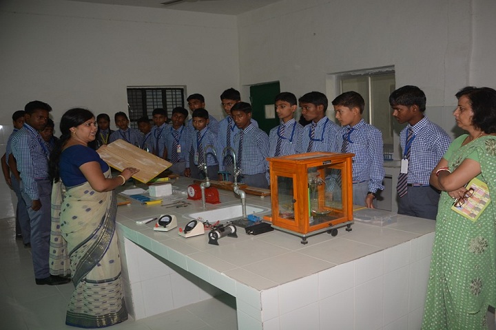 Jai Gurudeo Raj Public School-Laboratory