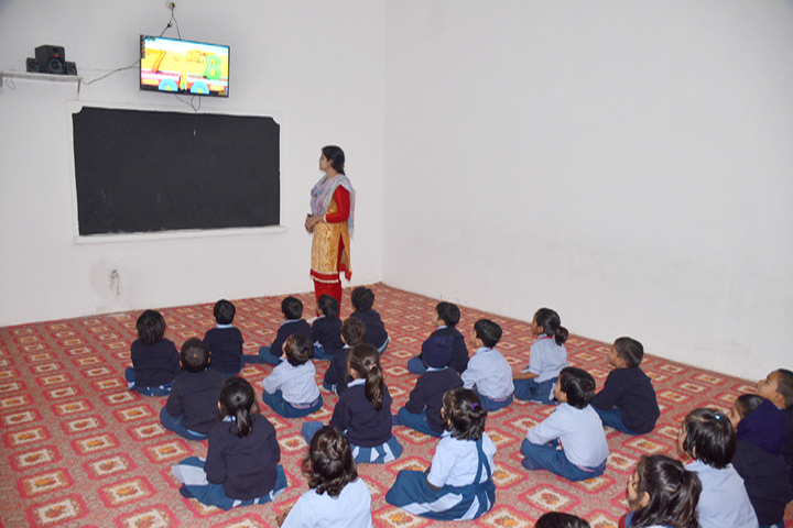 Jai Gurudev Raj Public School-Smart-Classroom