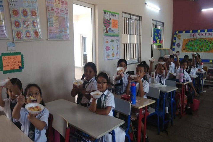 Delhi public School - Classrooms