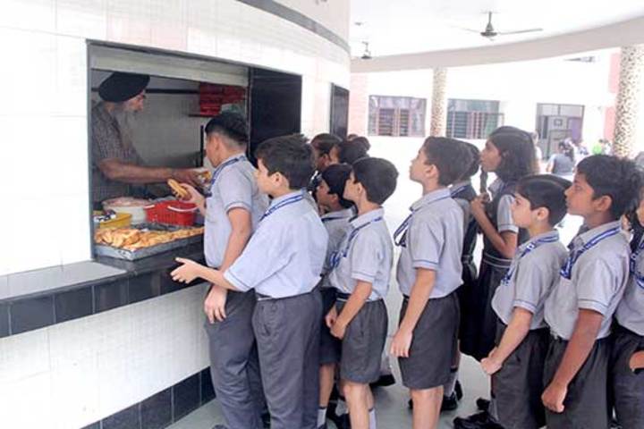 K L International School-Canteen