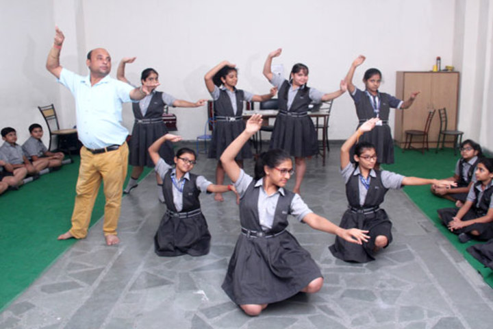 K L International School-Dance Room