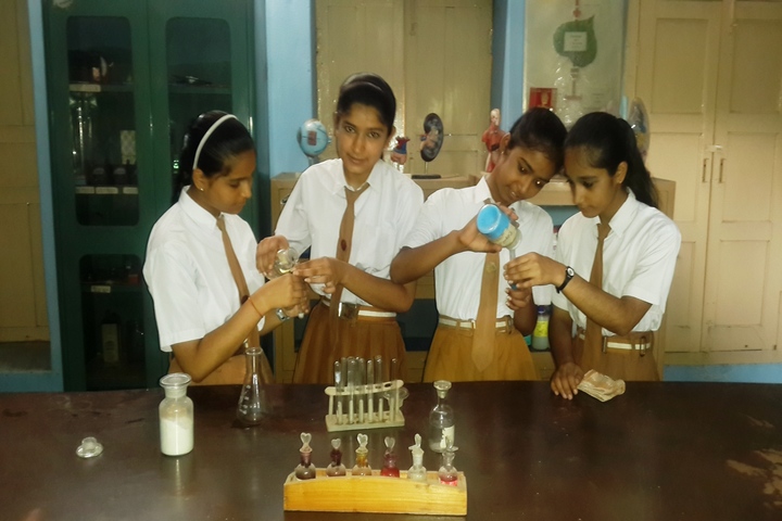K P Public School-Lab