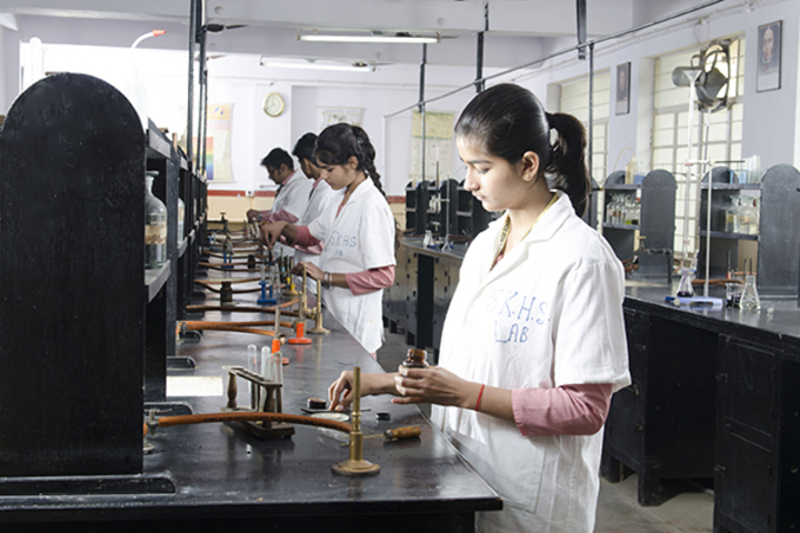 St Karens High School-Chemistry Labs
