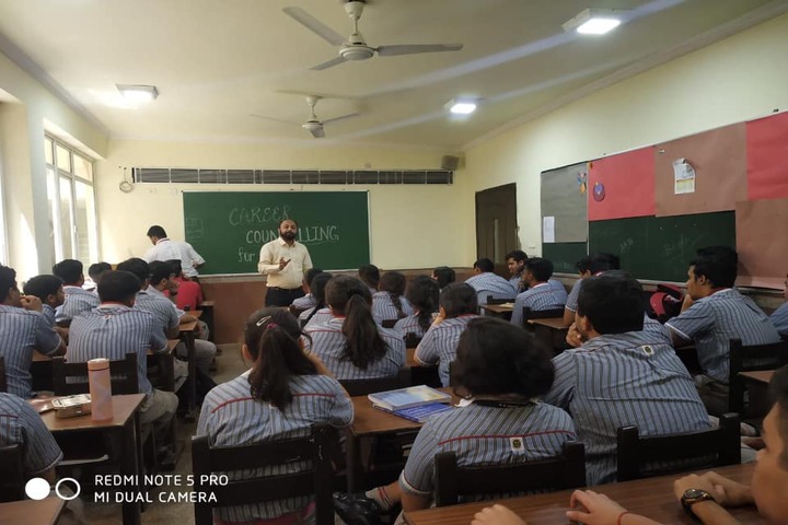K.R.Mangalam World School-Career Counselling