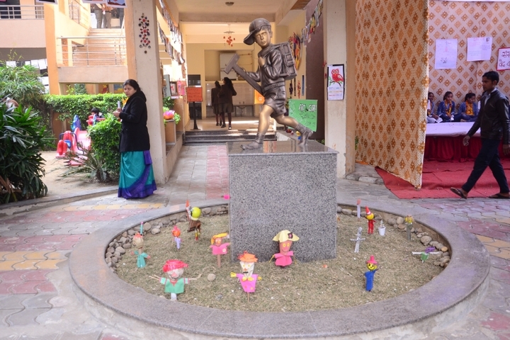 Kanha Makhan Millennium School-Corridor View