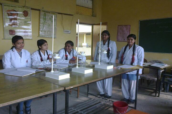 Kanpur Public School-Biology Lab