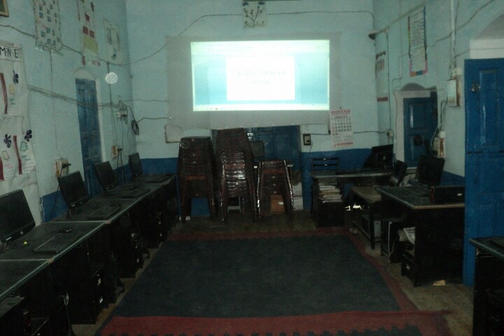 Kendriya Vidyalaya-Computer Lab