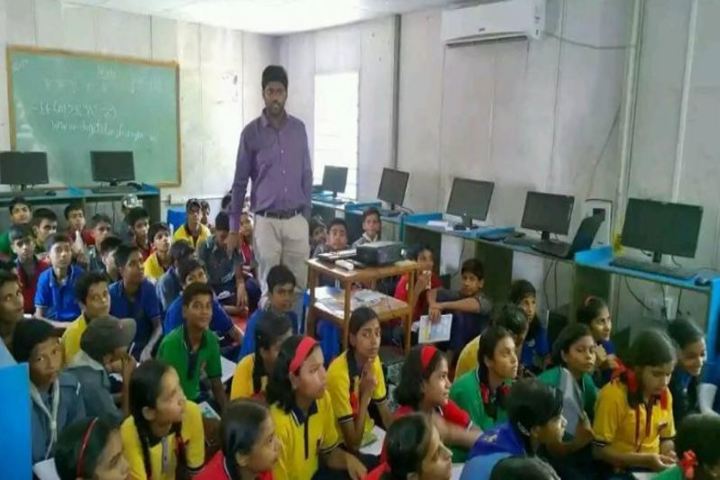 Kendriya Vidyalaya-Computer Class