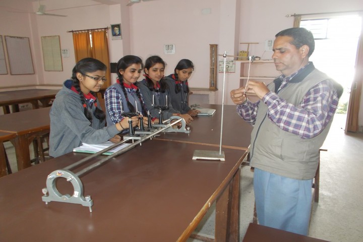 Kendriya Vidyalaya-Physics Lab