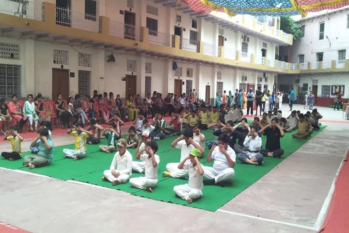 Kids Corner Happy School-Yoga