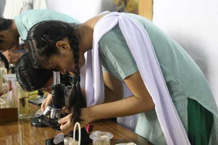 Kulpahar Christian School-Biology Lab