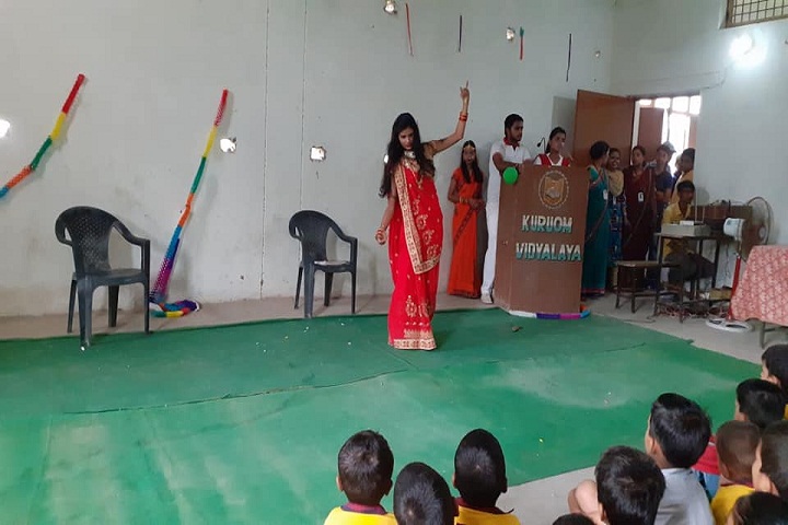 Kuru Om Vidyalaya-Dance