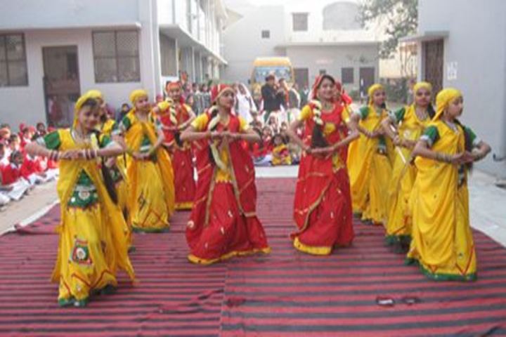 Kusum Goel Dr Santosh Saraswati-Dance