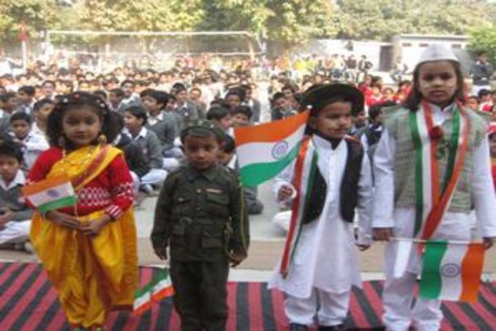 Kusum Goel Dr Santosh Saraswati-Republic-Day