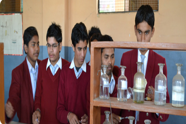 Kusum Pulic School-Lab