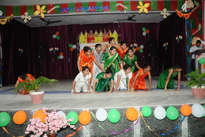 L B K Public School-Independence Day