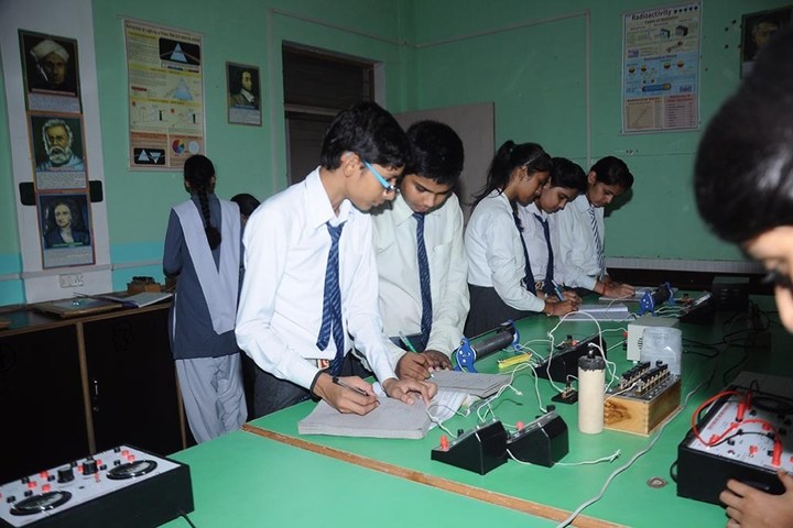 L B K Public School-Lab