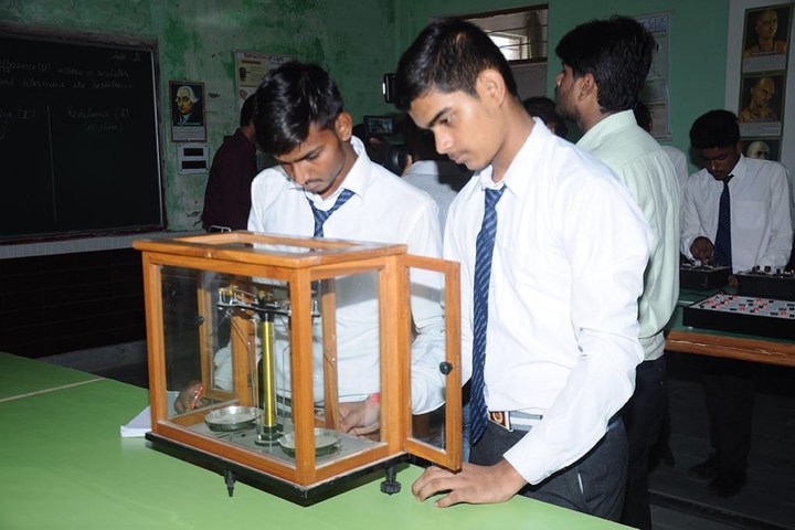 L B K Public School-Lab2