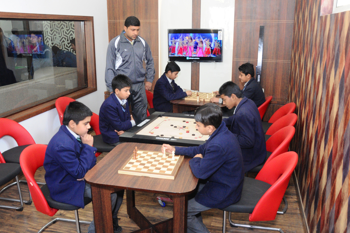 L N Public School-Indoor Games