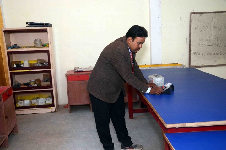 L S S National Public School-Physics Lab
