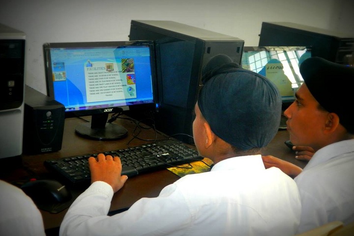 L S P Public School-Computer Lab