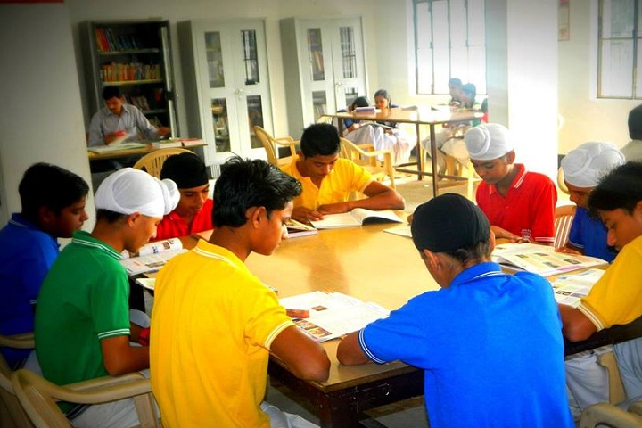 L S P Public School-Library