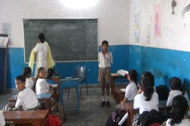 Lal Bahadur Shastri Sainik Secondary School-Classroom
