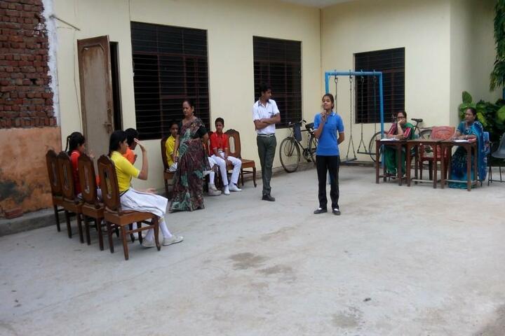 Lal Bahadur Shastri Sainik Secondary School-Debate