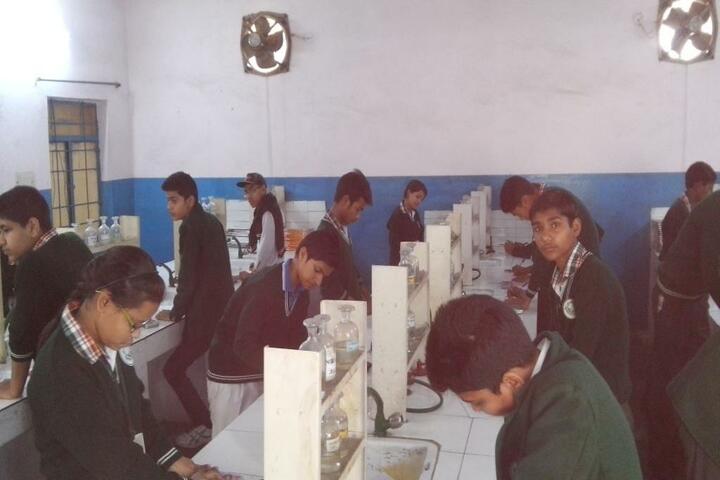Lal Bahadur Shastri Sainik Secondary School-Lab
