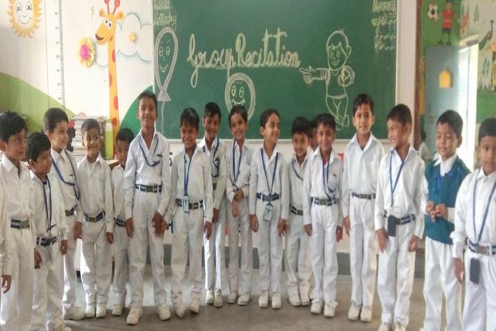 Lucknow Public School-Group Recitation