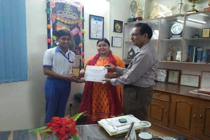 Lucknow Public School-Achievement Day