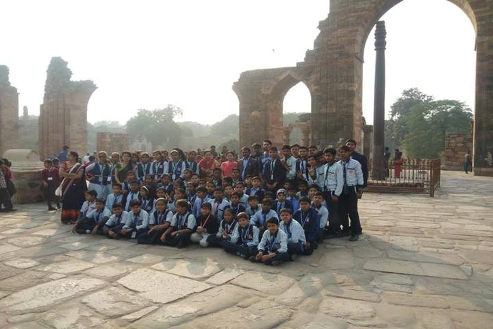 Lucky Public School-Tour