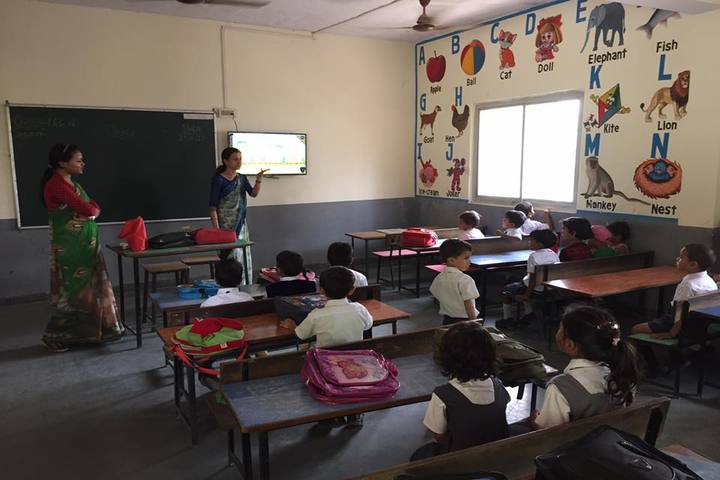 Maa Durgaji Vidyalaya-Classroom