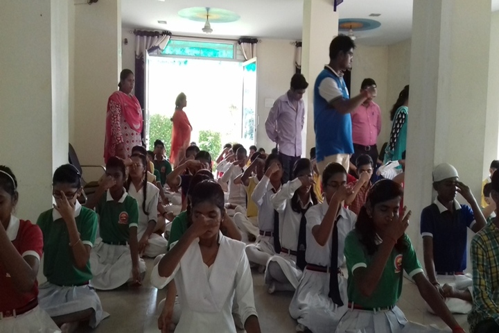 Maa Sharda Public School-Yoga