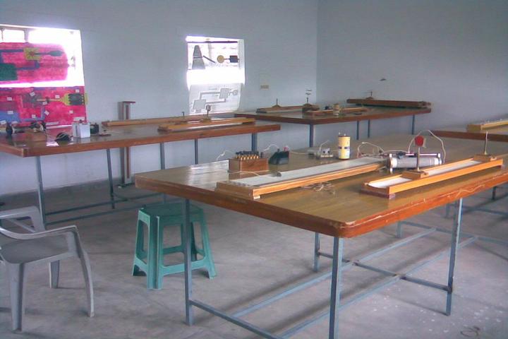 Maharishi Vidya Mandir-Lab1