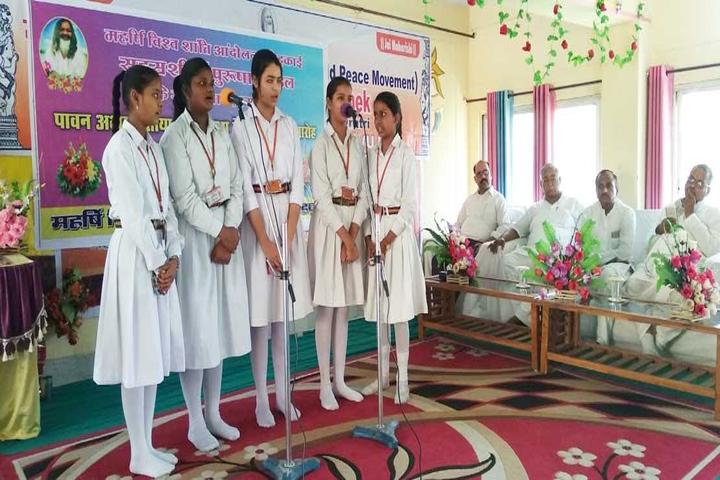 Maharishi Vidya Mandir-Singing