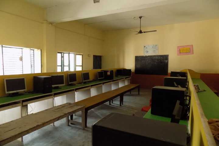 Maharishi Vivekanand Public Junior High School-Computer Lab