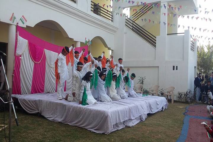 Maharshi Arvind Vidya Niketan-Independence Day