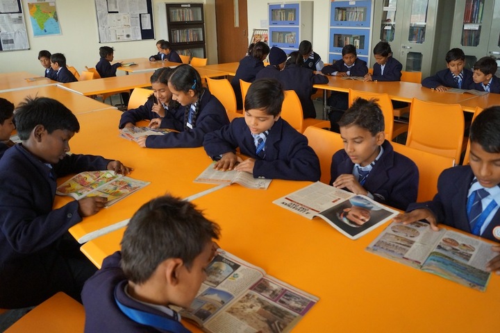Mahi International School-Library