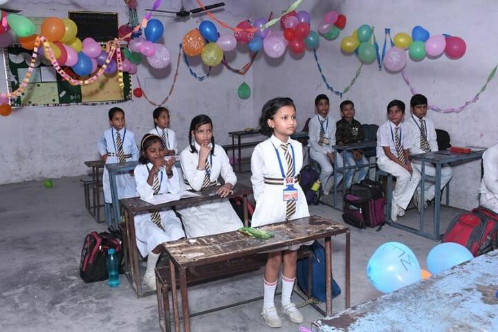 Mahtabrai UM Vidyalaya-Classroom