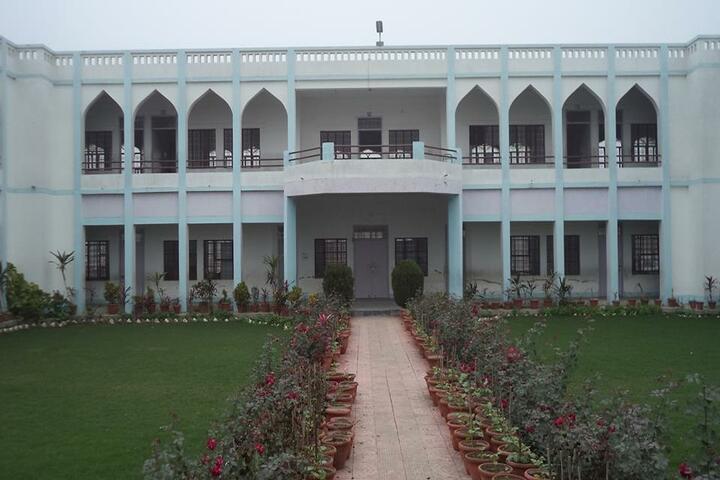 Manarul Uloom Public School-Building