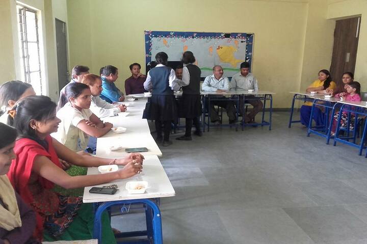 Takshila School-Quiz Competition