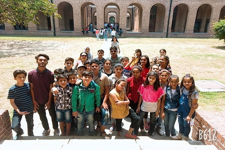 Maples Academy-Excursion