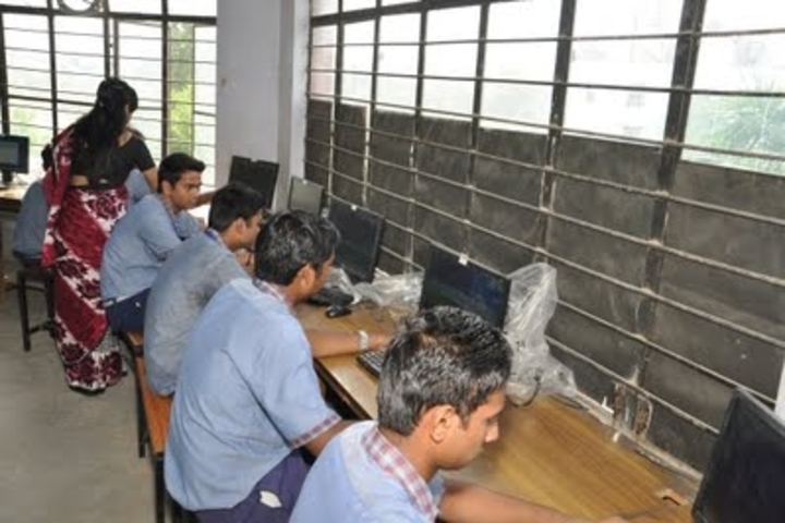 Marigold Public School-Computer lab