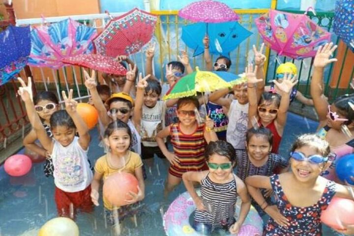 Meerut Public Girls School-Water Splash