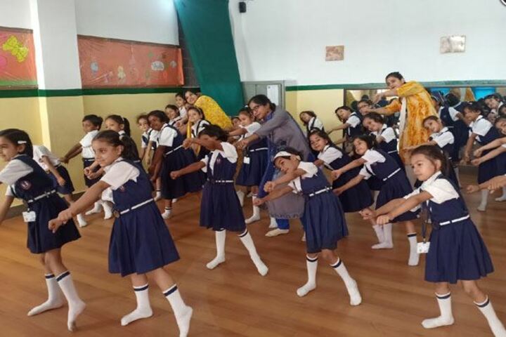 Meerut Public Girls School-Dance room