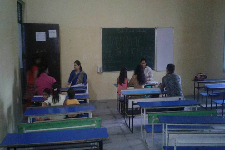 Minds Eye International School-Class Room
