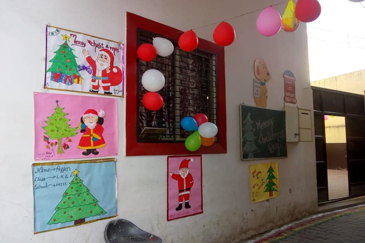 Minds Eye International School-Decoration