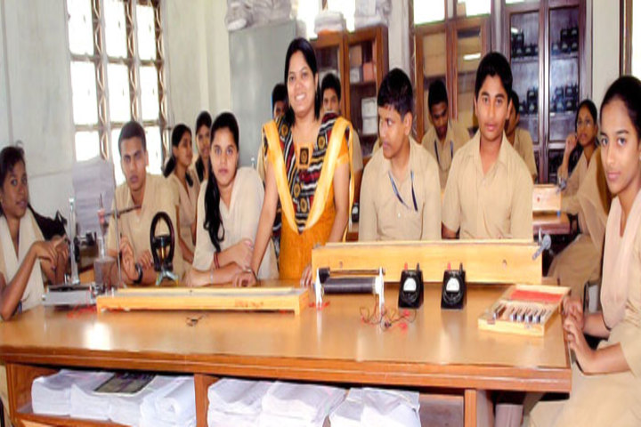 MMD Public School-Physics lab