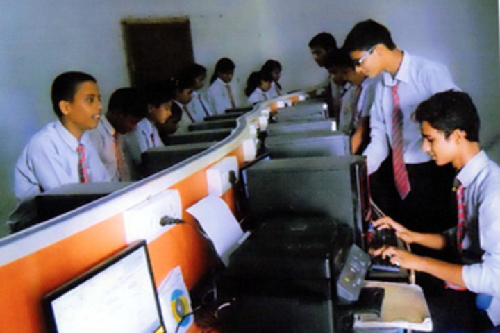 Modern Era Higher Secondary School-computer lab